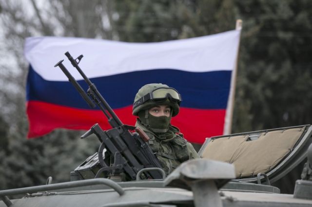 Nga: Chế tạo thành công áo tàng hình cho binh lính