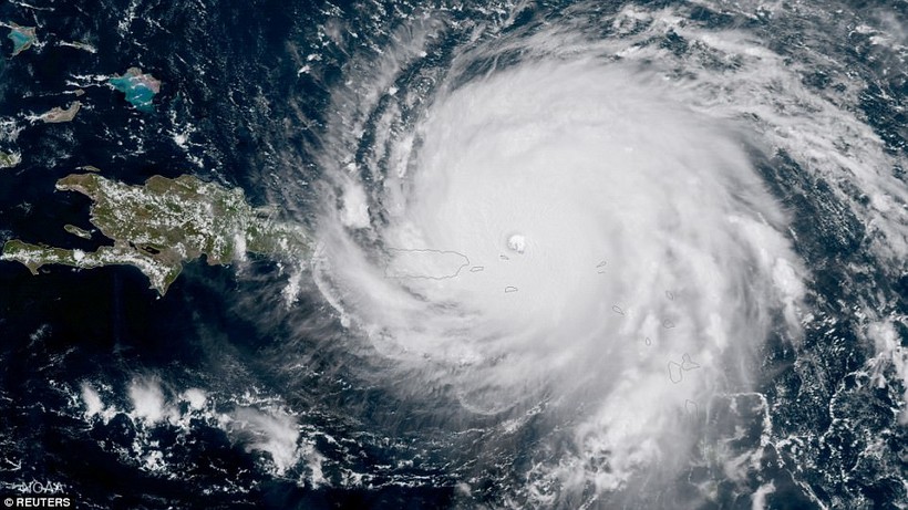 Những hòn đảo vùng Caribbe xơ xác vì bão Irma