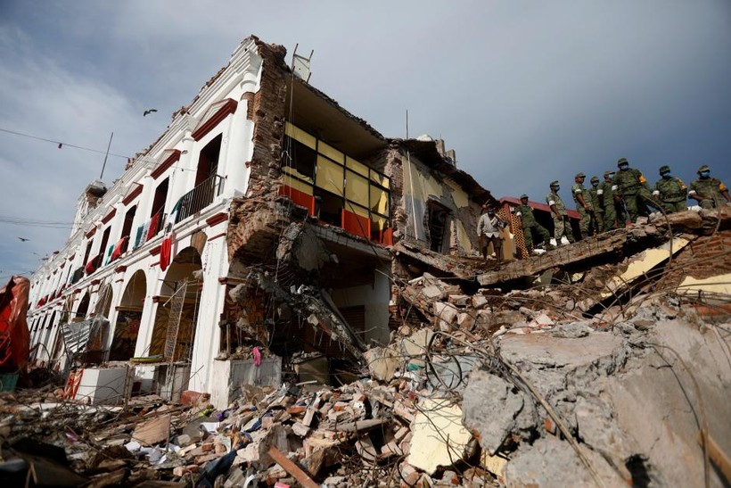 Động đất mạnh nhất Mexico trong 85 năm làm ít nhất 60 người thiệt mạng