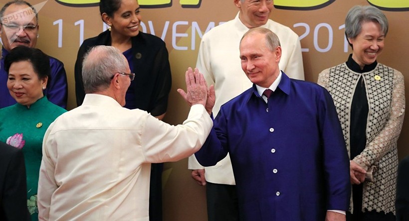 Tổng thống Nga Putin và Tổng thống Peru Kuczynski