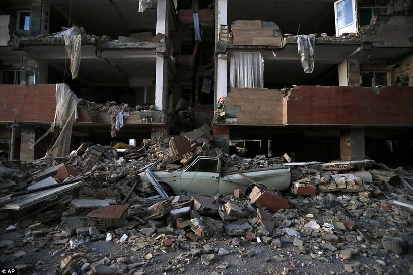 Trận động đất gây tàn phá nặng nề ở Iran