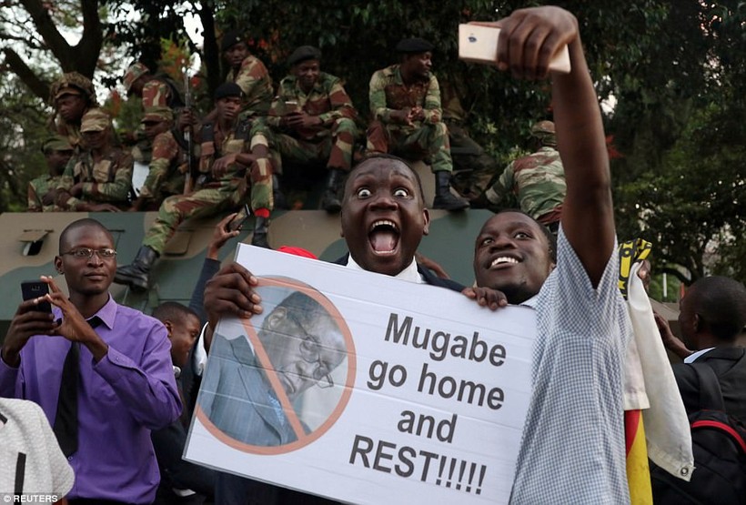 Ông Mugabe từ chức mở ra cơ hội chưa từng có cho người Zimbabwe