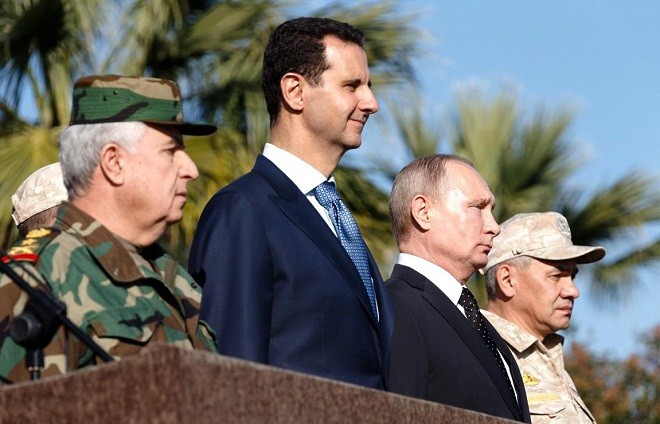 Tổng thống Assad và Tổng thống Putin (giữa)