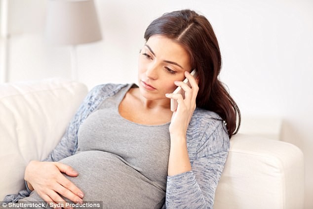 Phụ nữ mang thai không nên sử dụng nhiều điện thoại di động