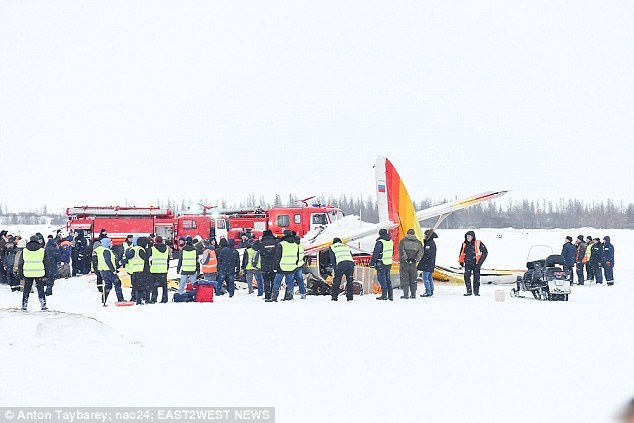 Hiện trường vụ tai nạn máy bay ở Nga