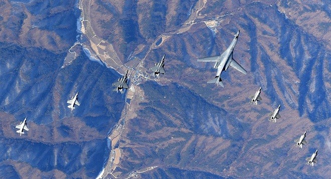 Máy bay Mỹ tập trận trên bán đảo Triều Tiên