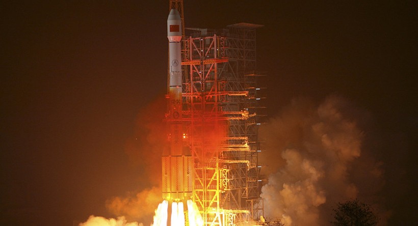 Trung Quốc tên lửa Long March 3III năm 2010