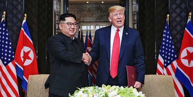 Tổng thống Mỹ Donald Trump và Lãnh đạo Triều Tiên Kim Jong-un 