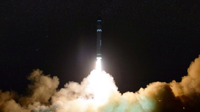 Triều Tiên thử tên lửa  Hwasong-15 ngày 29/11/2017