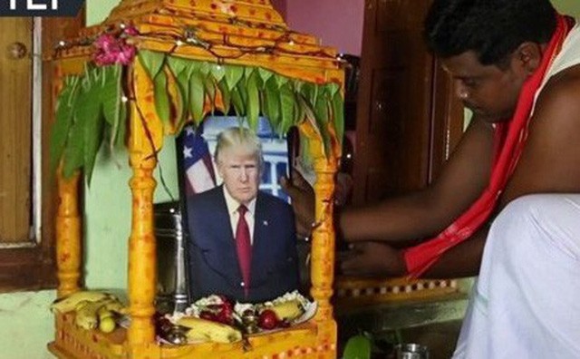 Anh nông dân Bussa Krisha thờ cúng Tổng thống Mỹ như vị thần