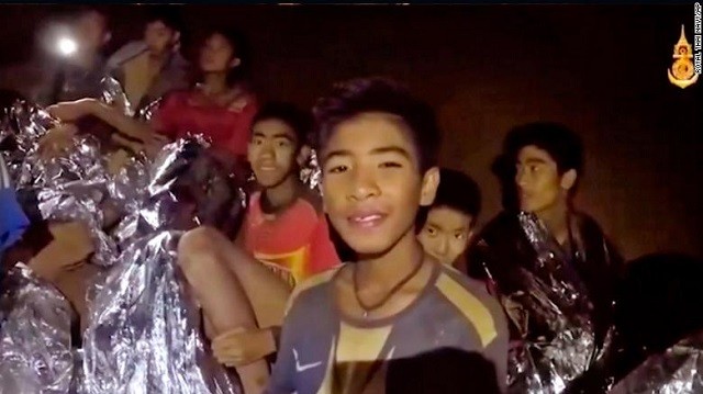 Các cậu bé đang mắc kẹt dưới hang Tham Luang, Thái Lan