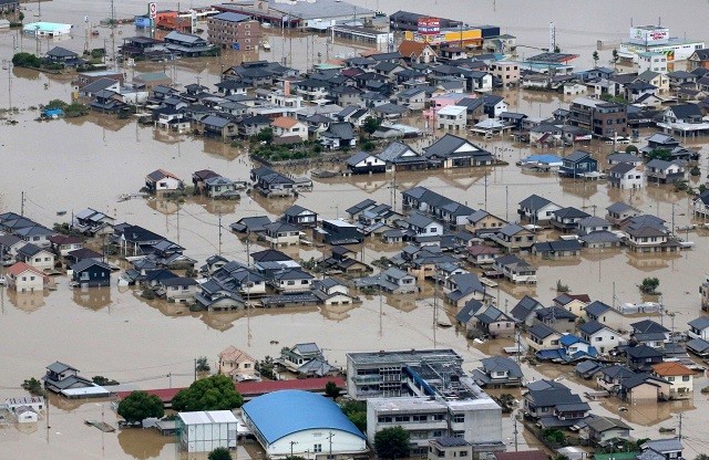 Mưa ngập ở thành phố Kurashiki. Ảnh: EPA-EFE