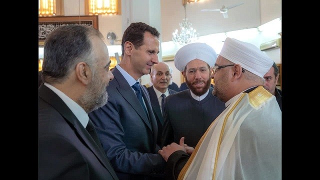 Tổng thống Syria Assad tham gia lễ cầu nguyện tại Damascus