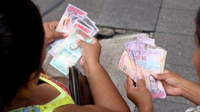 Tiền bolivar mới được phát hành nhằm đối phó với siêu lạm phát