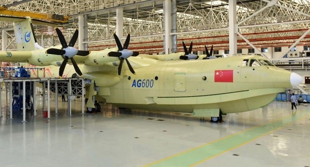 Thủy phi cơ lớn nhất thế giới do Trung Quốc sản xuất có tên AG600