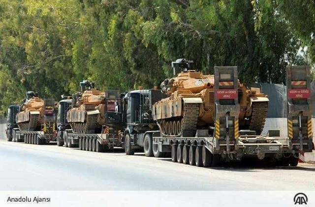 Đoàn xe quân sự của Thổ Nhĩ Kỳ tới Idlib