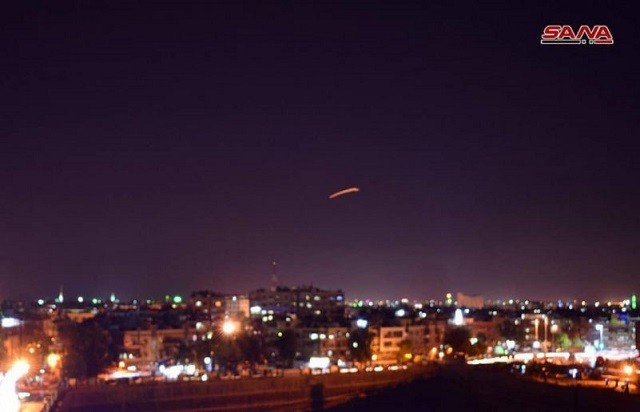 Phòng không Syria chặn đứng cuộc không kích của Israel