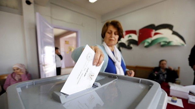 Người dân Syria đi bỏ phiếu