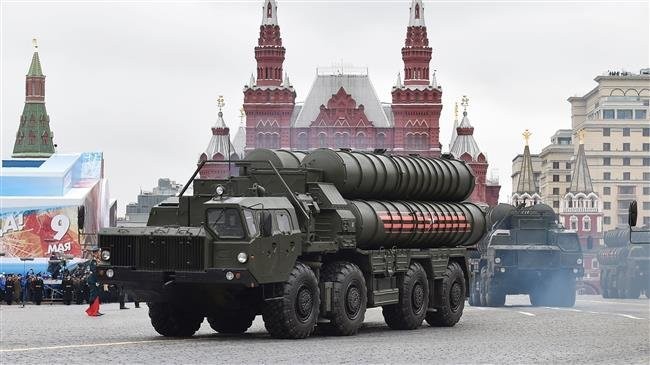Hệ thống phòng thủ tên lửa S-400 của Nga