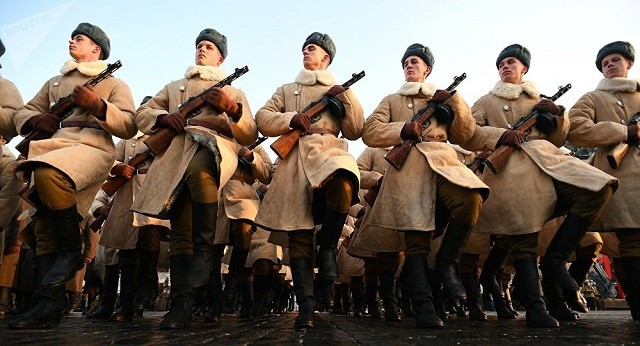 Nga tái hiện lại lễ duyệt binh lịch sử trên Quảng trường Đỏ