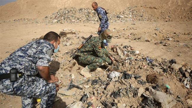 Rất nhiều ngôi mộ được tìm thấy tại nơi IS từng kiểm soát ở Iraq
