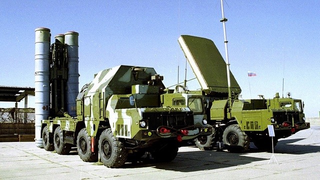 Hệ thống phòng thủ tên lửa S-300