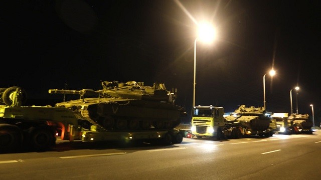 Xe quân sự của Israel hướng về Gaza