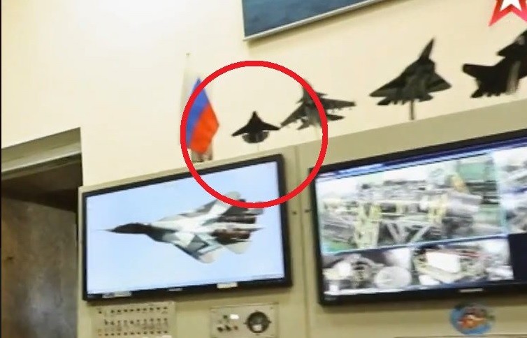 Hình ảnh xuất hiện trong đoạn clip của truyền hình Zvedza khiến người ta nghi ngờ về chiến đấu cơ thế hệ thứ 6 của Nga