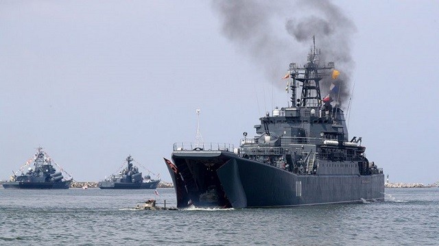 Một cuộc tập trận của tàu Nga