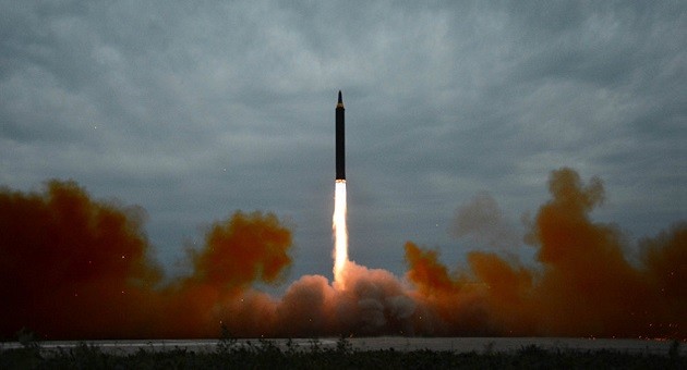 Một tên lửa của Triều Tiên đang được phóng lên