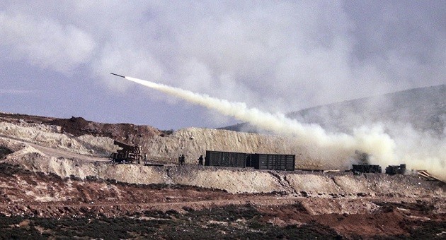 Thổ Nhĩ Kỳ bắn pháo về phía Syria