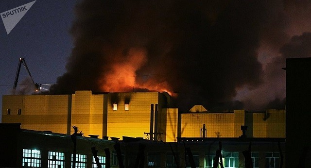 Cháy lớn tại trung tâm mua sắm, ít nhất 37 người thiệt mạng
