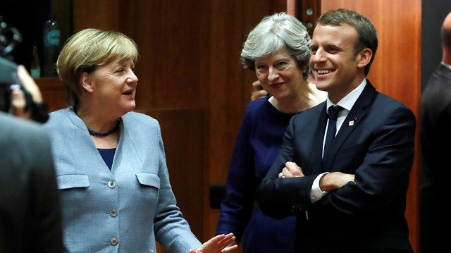  Thủ tướng Đức Angela Merkel (trái), Thủ tướng Anh Theresa May (giữa) và Tổng thống Pháp Emmanuel Macron