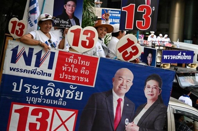 Những người ủng hộ đảng Pheu Thai