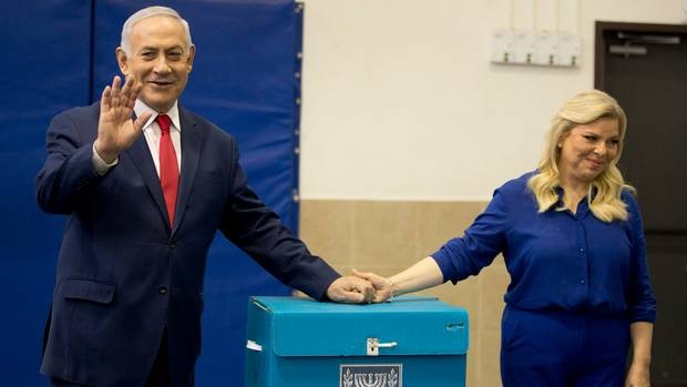 Thủ tướng Israel Benjamin Netanyahu và phu nhân (ảnh: AFP)