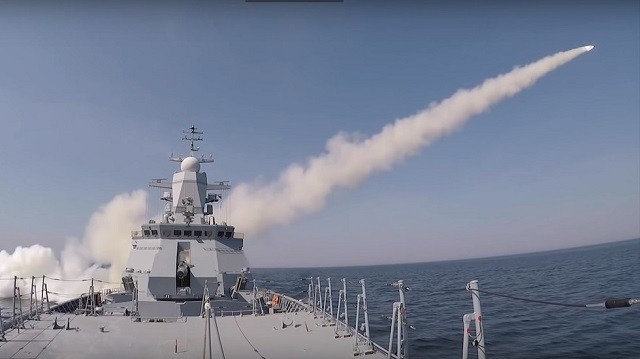 Công bố video tàu Stoikiy bắn tên lửa phá hủy mục tiêu trên biển Baltic