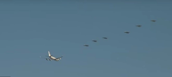 6 chiến đấu cơ Su-57 tháp tùng TT Putin tới Akhtubinsk