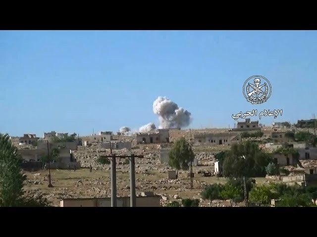 Video: Quân đội Syria phá tan hàng phòng vệ của phiến quân, chiếm thêm thị trấn