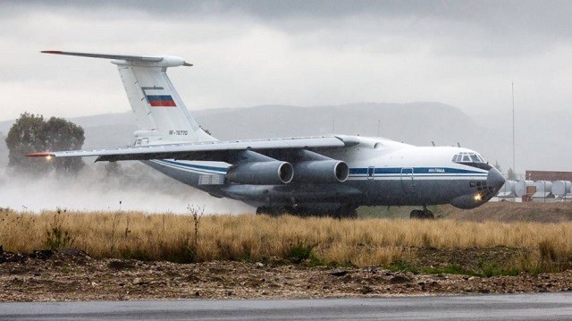 Máy bay Il-76 của Không lực Nga