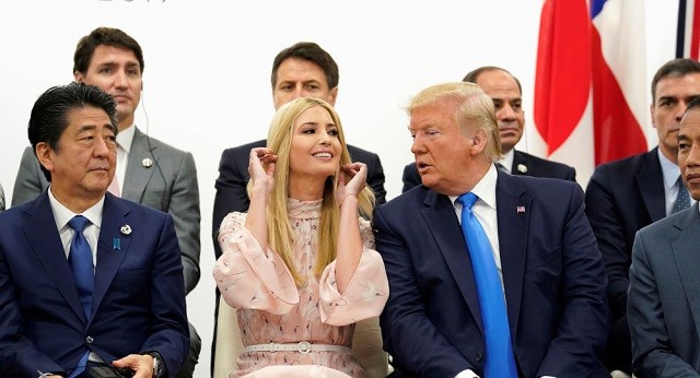 Thủ tướng Nhật Shinzo Abe, Ivanka Trump và TT Mỹ Donald Trump tại thượng đỉnh G20