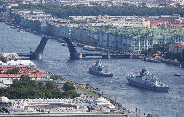 Chiến hạm Trung Quốc và Ấn Độ sẽ tham gia diễu hành Ngày Hải quân Nga