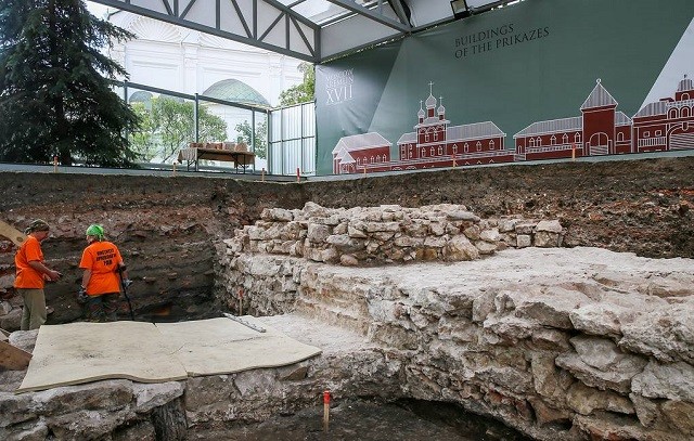 Công tác khai quật khảo cổ đang diễn ra tại điện Kremlin 