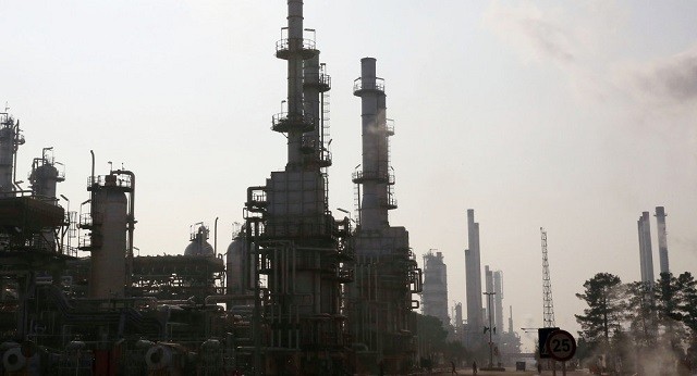 Một nhà máy lọc dầu của Iran.
