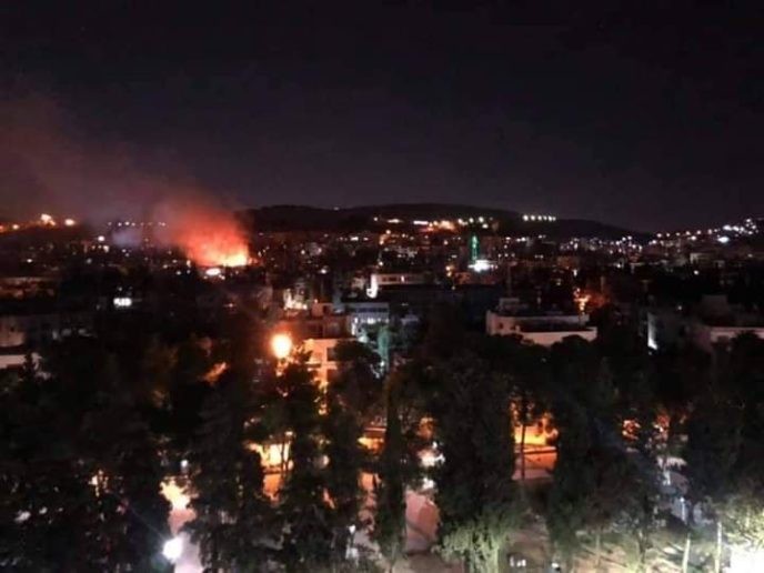 Thủ đô Damascus của Syria bị tấn công bằng tên lửa.
