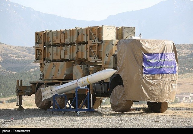 Hệ thống tên lửa mới tự chế của Iran mang tên Khordad-15
