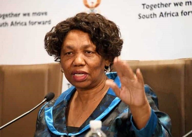 Bộ trưởng GD cơ bản Nam Phi Angie Motshekga