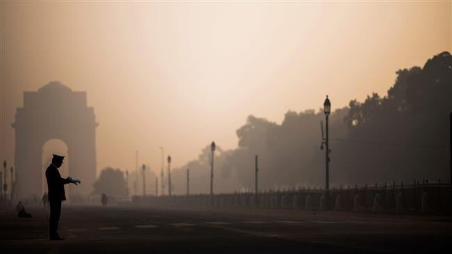 Không khí ô nhiễm trên một đường phố Ấn Độ.