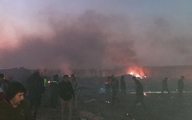 Iran: Máy bay Ukraine chở 176 người rơi không phải vì trúng đạn