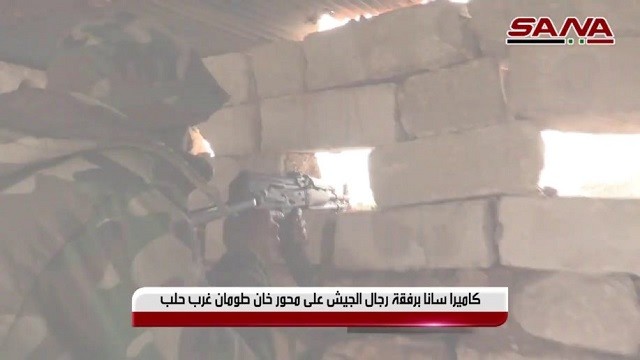 Clip: Quân đội Syria dội hỏa lực ở mặt trận Aleppo