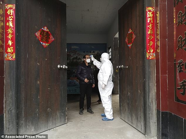Trung Quốc: Xử lý dịch bệnh do virus corona kém hiệu quả, 6 quan chức bị đuổi việc